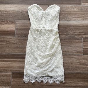 Worn once for my bachelorette. Perfect dress! Comfortable, sexy and tasteful.